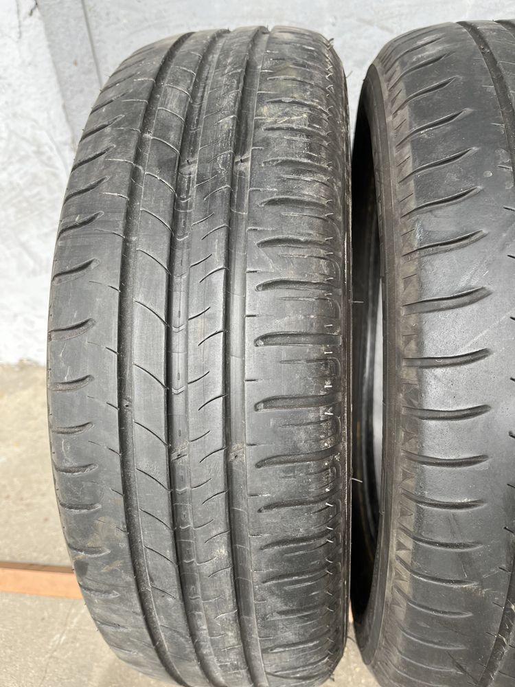 2 броя летни гуми 185/65/15 Michelin DOT 0314 5,5 mm