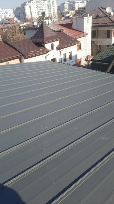 Montaj acoperișuri mansardari și reparații de urgență