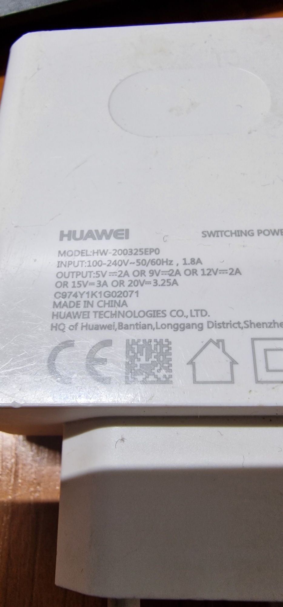 Incarcator laptop Huawei 65w