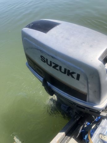 Motor barca suzuki