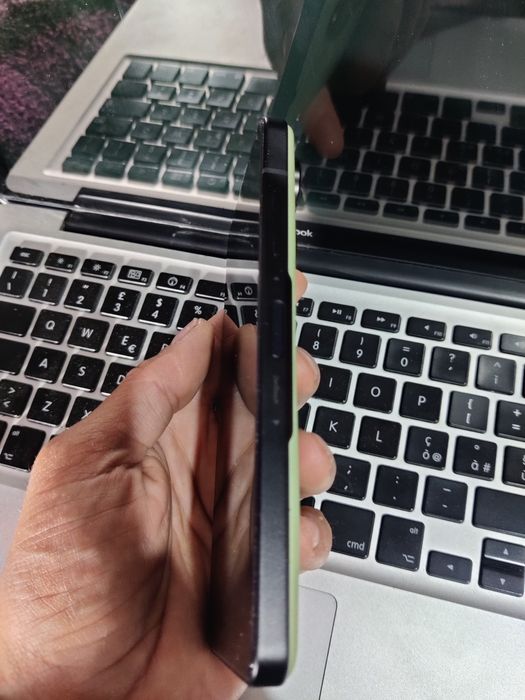 Vând Asus zenfone 10