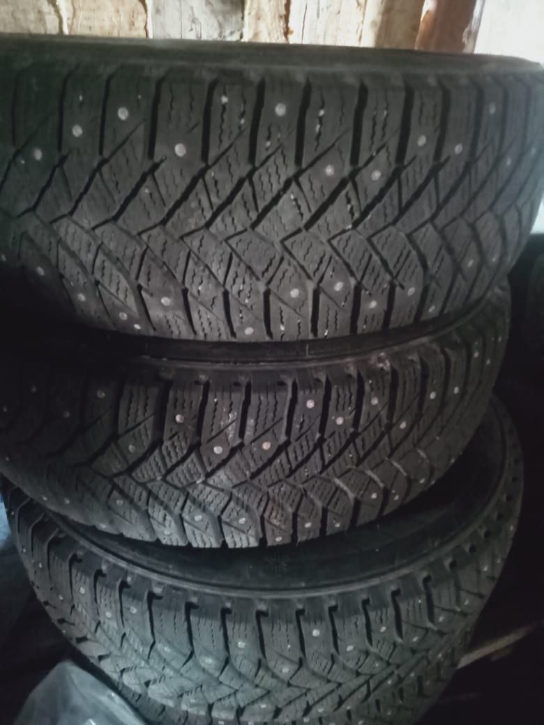 Продам зимние шины
