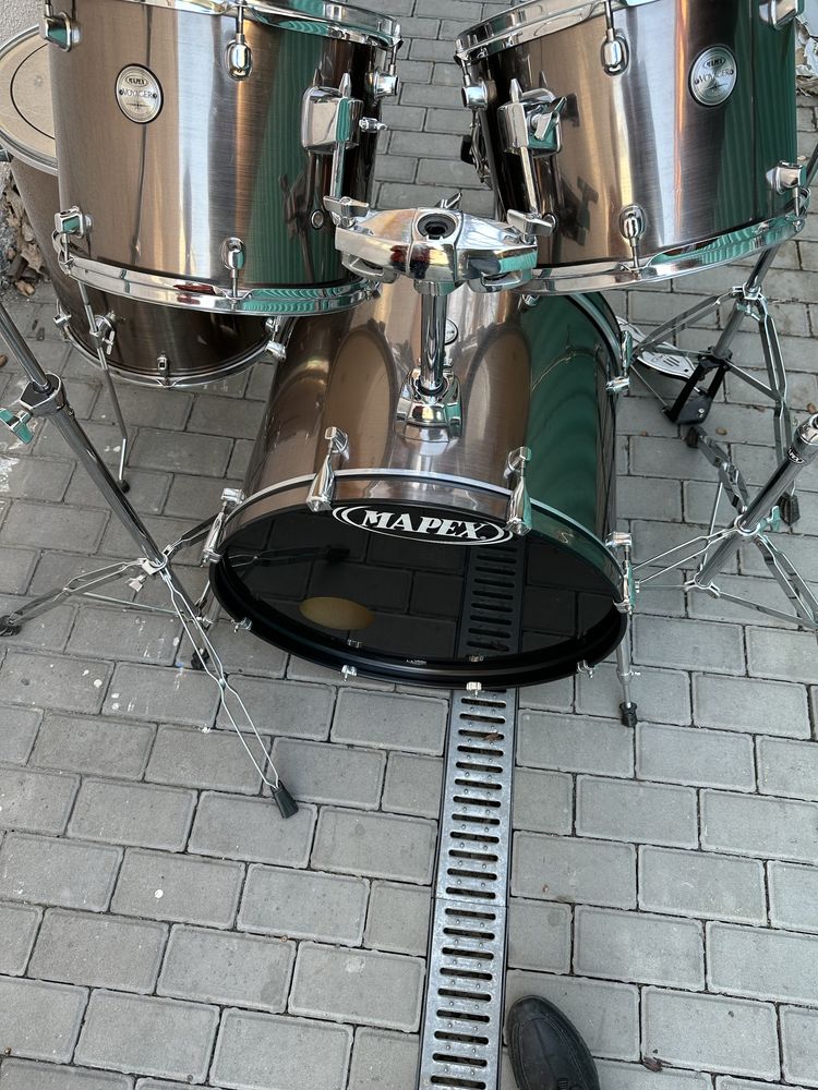 Полный комплект барабанов Mapex voyager