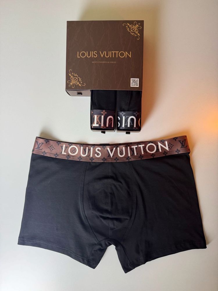 Boxeri lV 3 la set 90 lei vip
