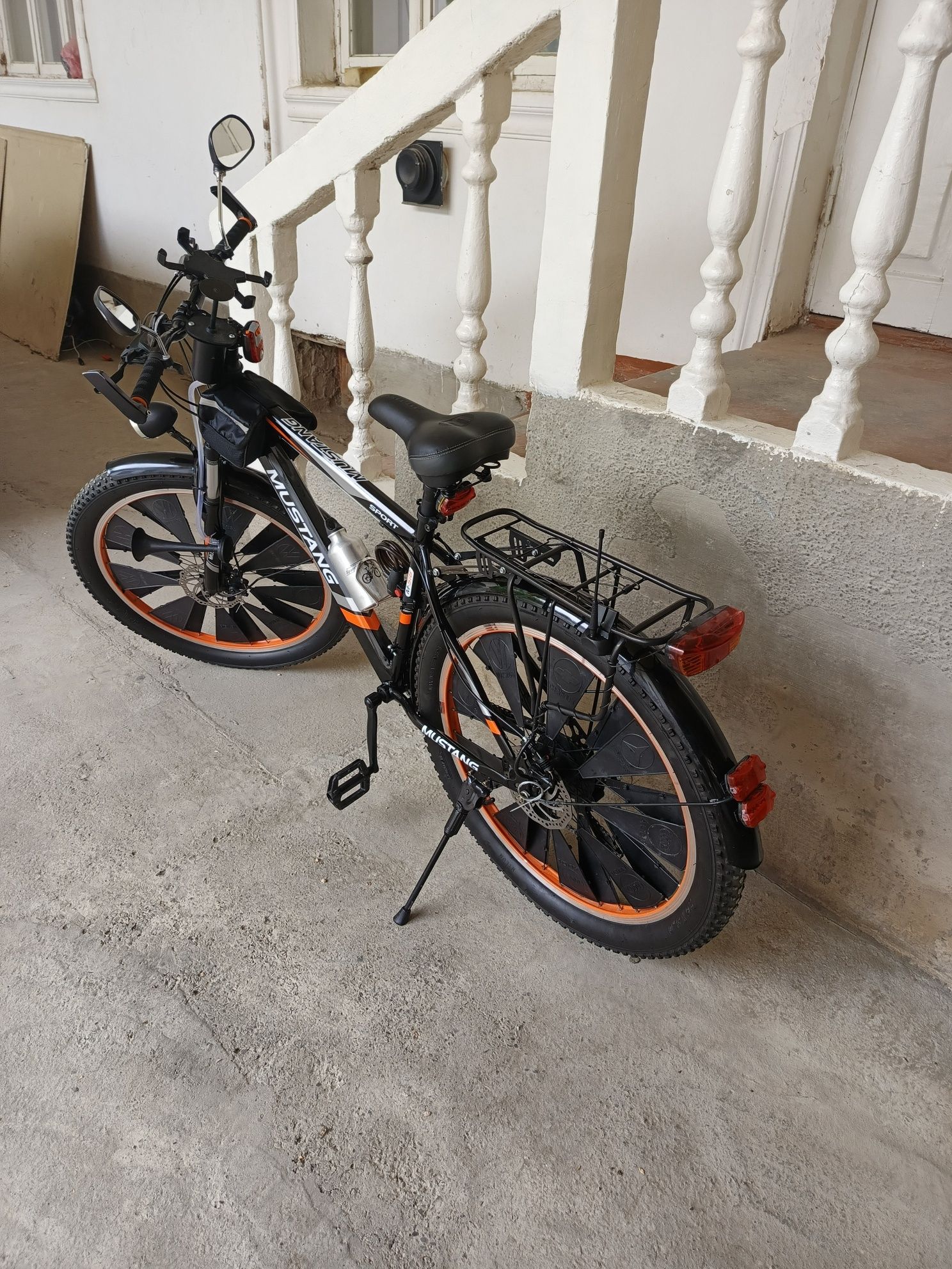 Velosiped sotiladi 26