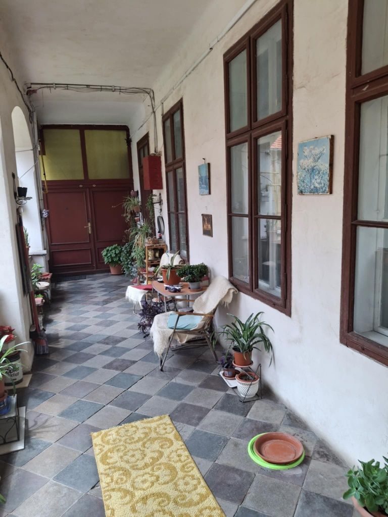 Vând apartament central în Mun. Arad, Str. Lucian Blaga