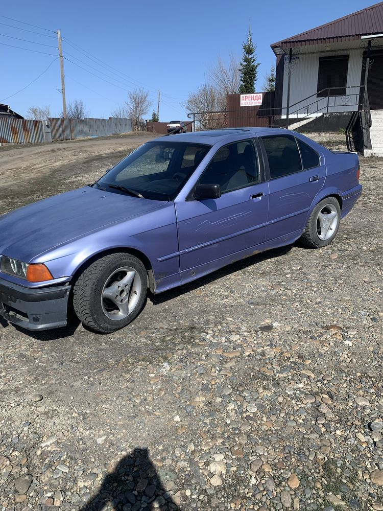 Продам BMW 320