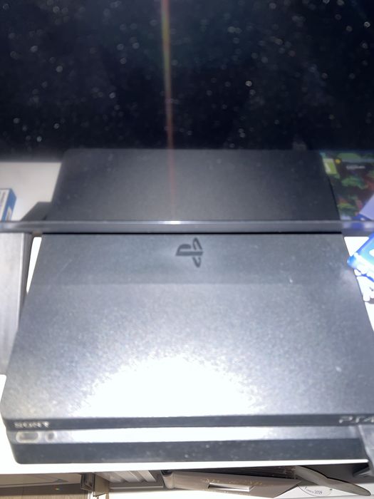 Ps4 slim +jocuri fifa etc…orig