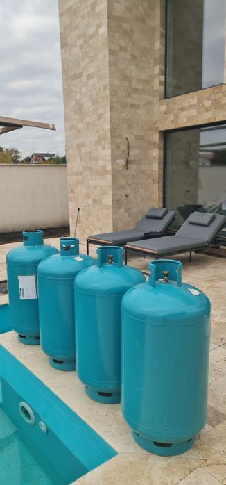 Vand pachet 4 butelii pe gaz capacitate 150 L fiecare