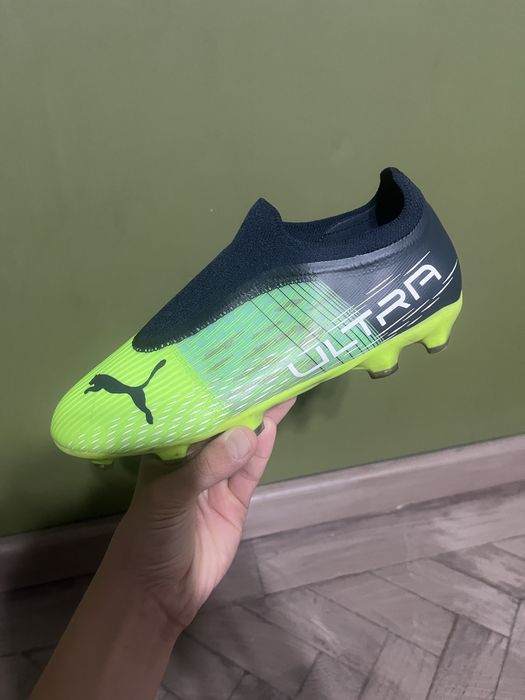 Ghete cu crampoane de fotbal puma