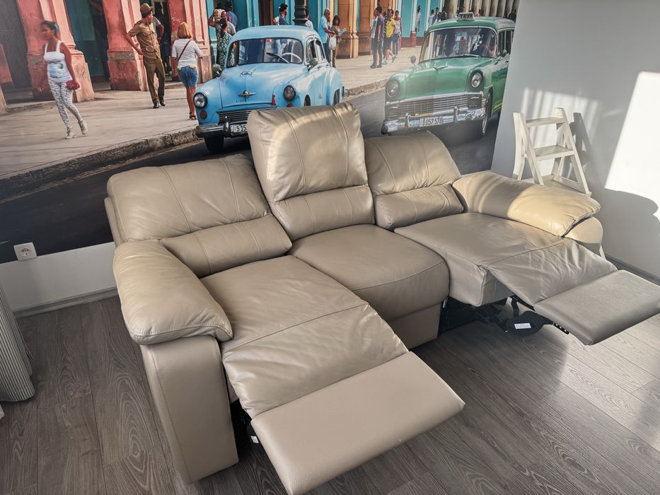 Canapea piele cu recliner