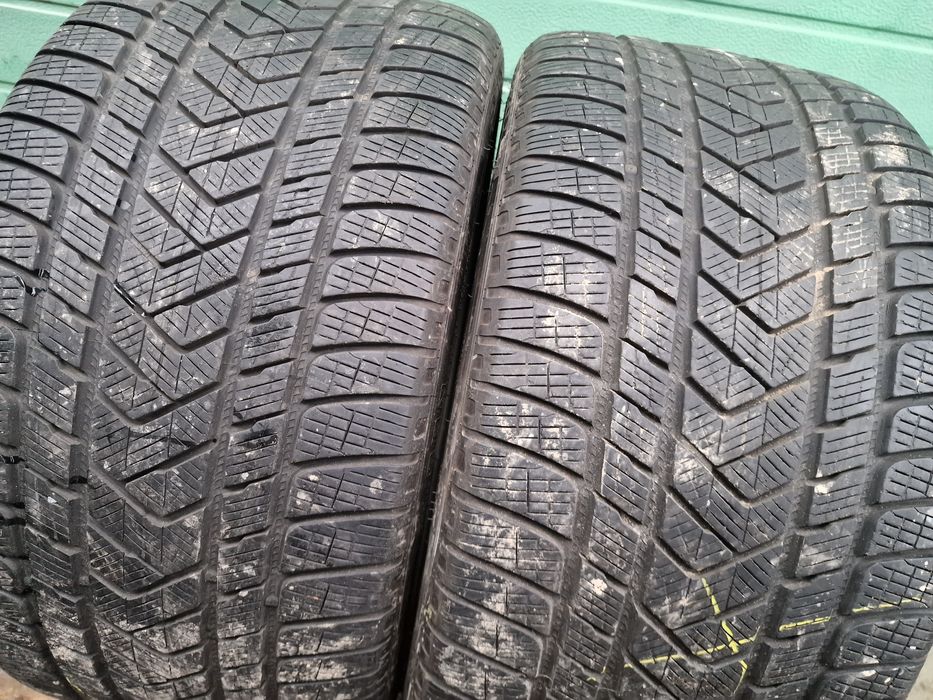 Anvelope 305/35R21 marca Pirelli, DOT 2019,6 mm