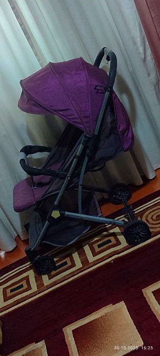 Коляска чемодан лёгкая