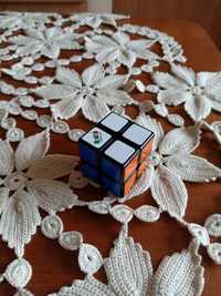 Vând cub Rubik 2/2 original , la preț accesibil 30 lei