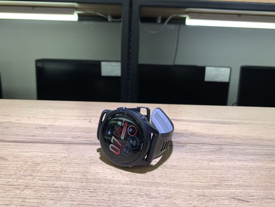 Смарт-часы Garmin Forerunner 265, черный-серый, 46 мм, 10982/А10