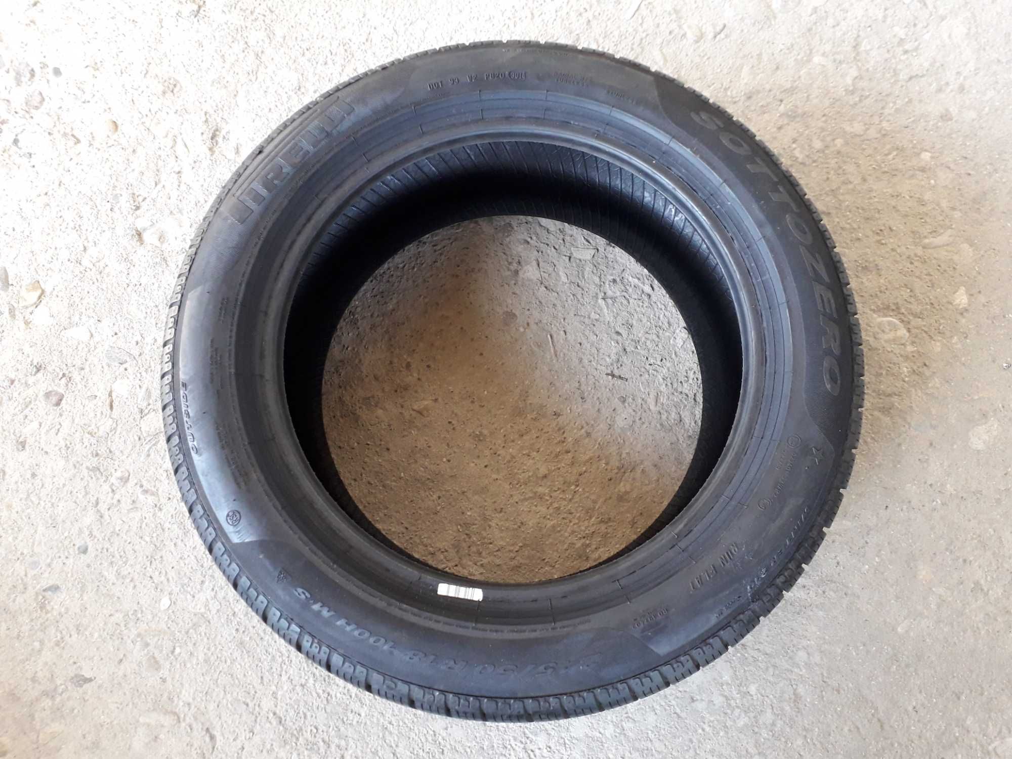 2 Нови зимни гуми R18 245/50 Pirelli Winter Sottozero serie 2 R-F 100H