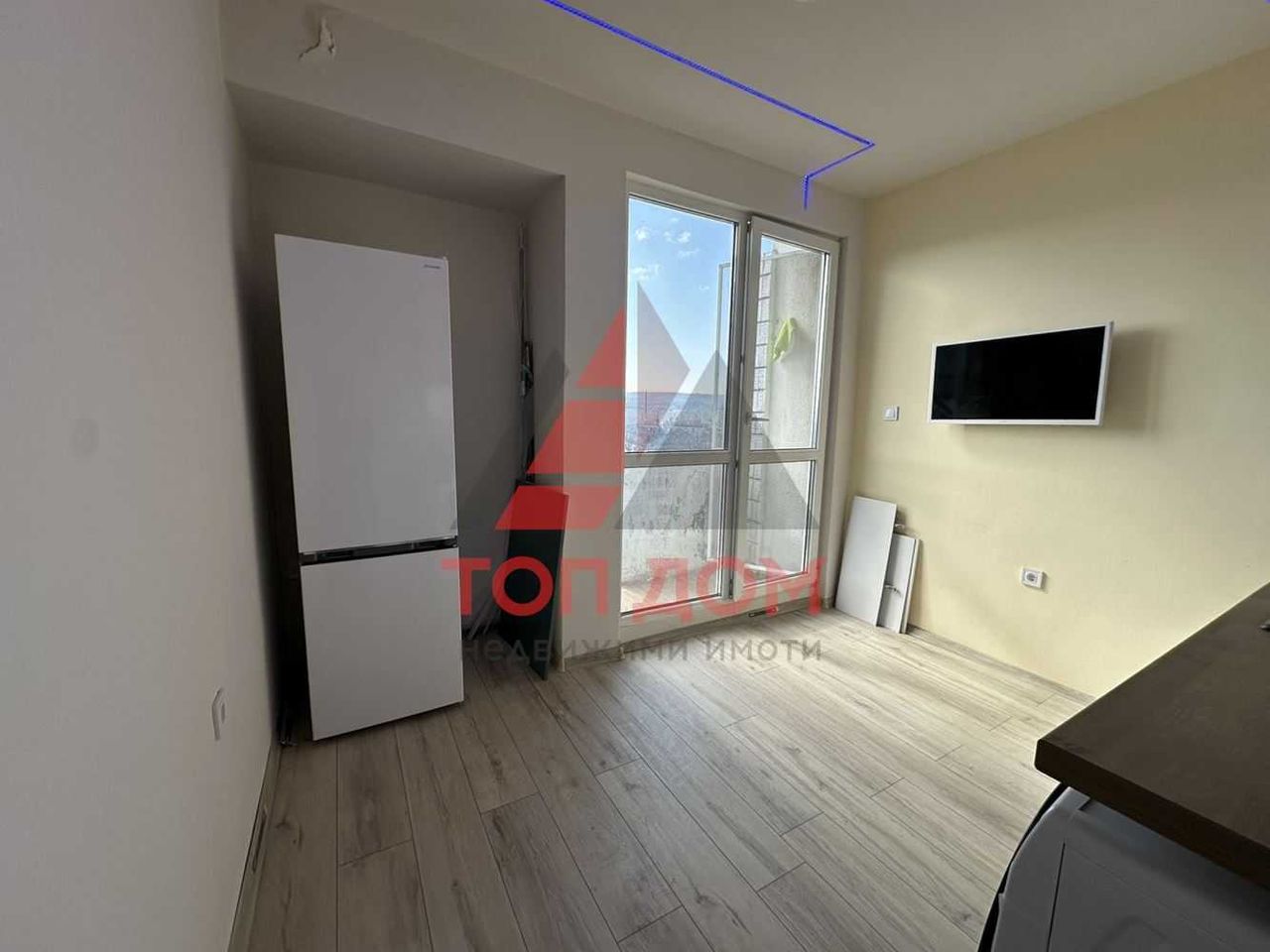 Дава се под наем Двустаен апартамент в Варна, Център - 42 кв.м за 433.5 € - Снимка #3