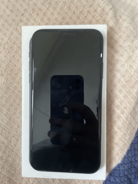 Продам iphone Xr, черный
