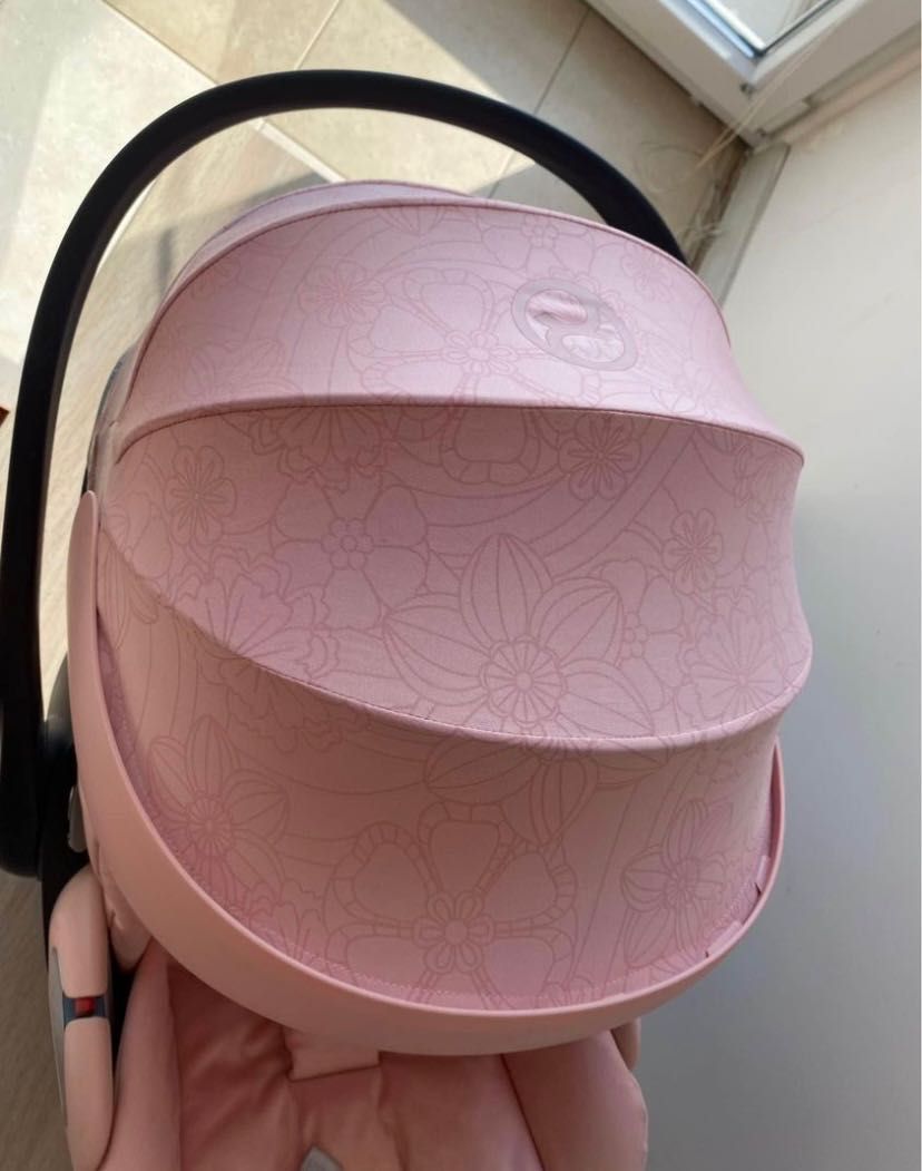 Стол за кола Cybex Cloud Z i-Size SIMPLY FLOWERS, 45 – 87 см
