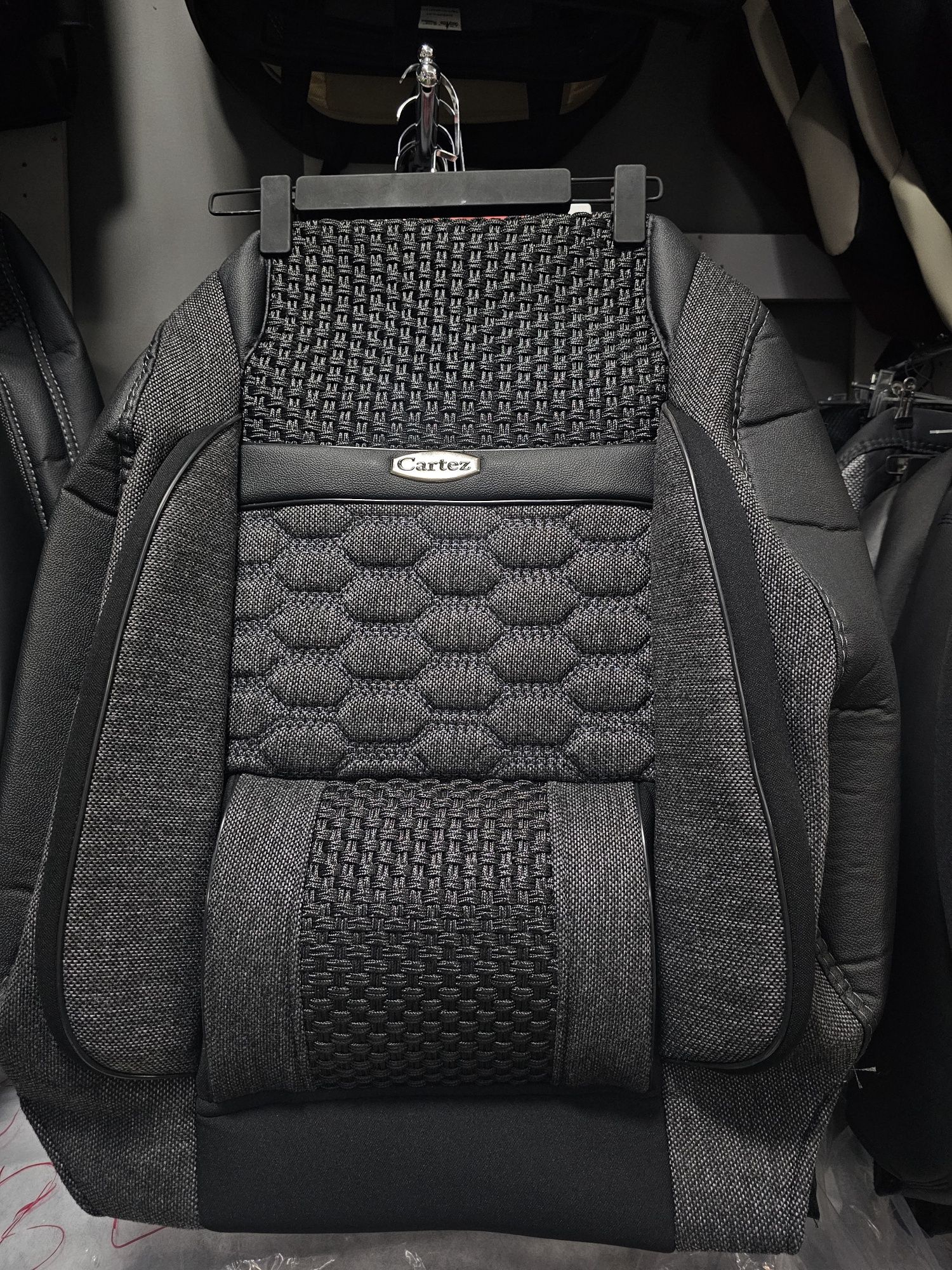 Авто чехол кожа на автомобиле  Chevrolet