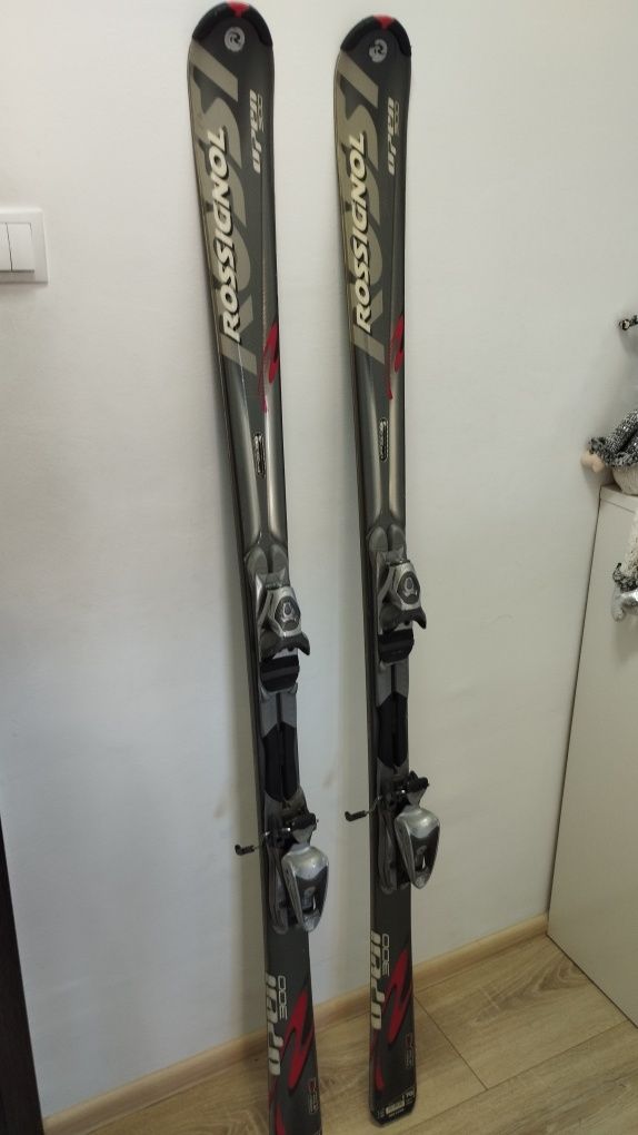 Ски Rossignol 170 см с автомати Rossignol Axium 200