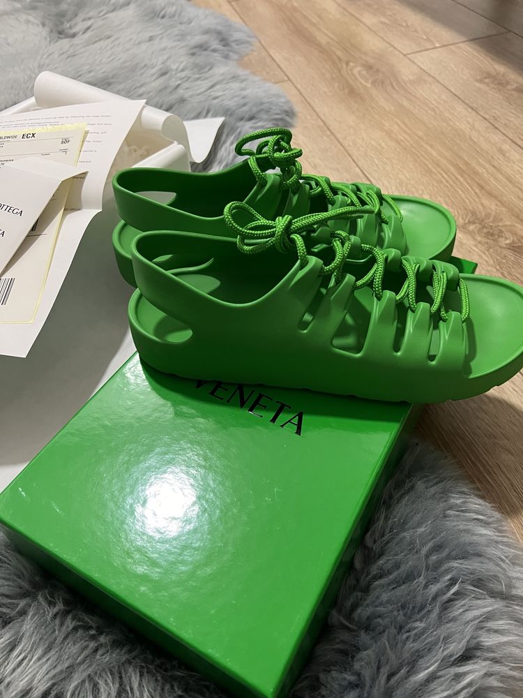 Сандали Bottega Veneta
