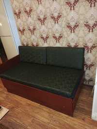 Продам диван-кровать подростковый