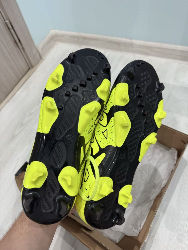 Детски бутонки Adidas