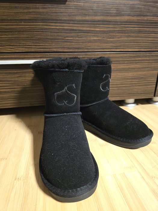 Vand ghete piele intoarsa, noi, marimea 39