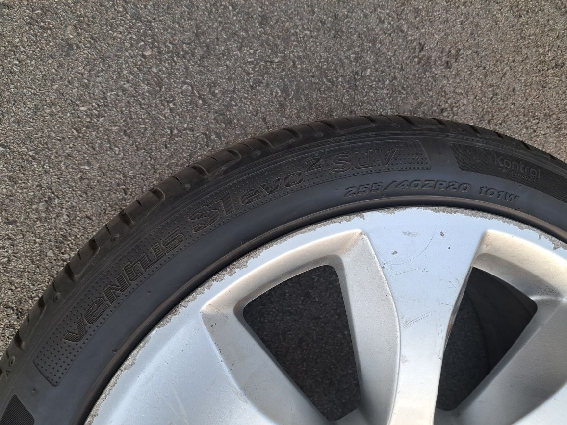 2бр. 255/40/20 Hankook летни гуми