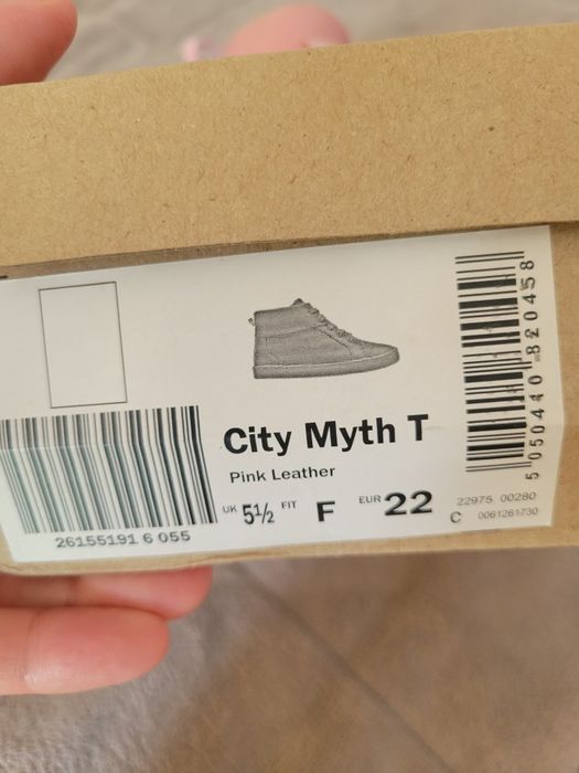 Ghetuțe clarks toamna 22