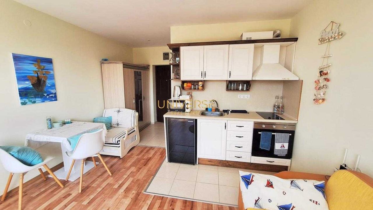 Продава се Едностаен апартамент в к.к. Слънчев бряг - 40 кв.м за 1208 €/кв.м - Снимка #1