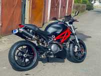 Vând Ducati Monster 796