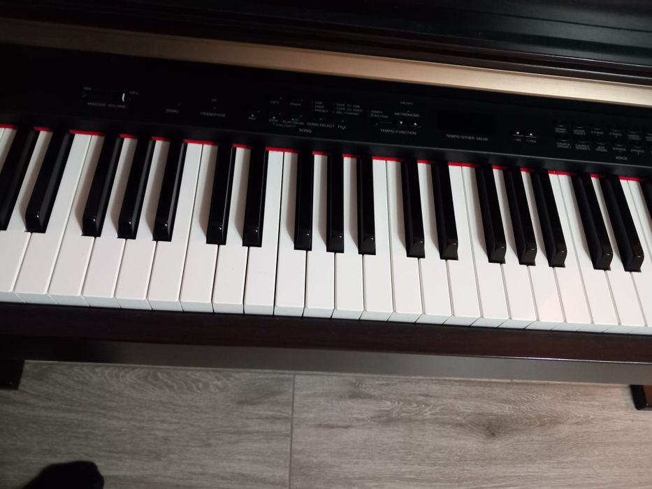 Pian digital Yamaha Clavinova CLP-330