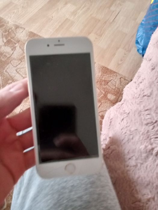 Vând telefoane pentru piese