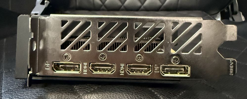 Vand placa video RTX 4060 cu cutie !