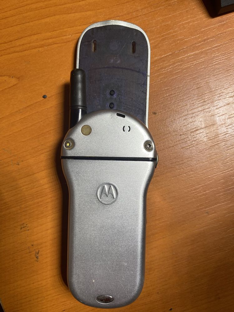 Motorola V70 perfec cu baterie noua