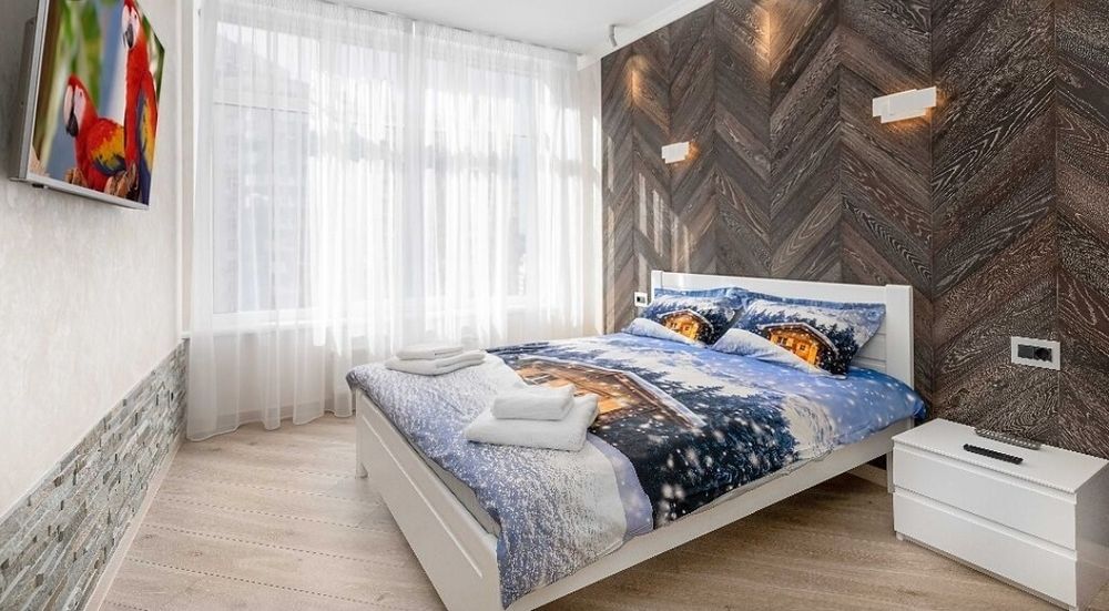 Сдам посуточно 1 комнатную квартиру правый берег