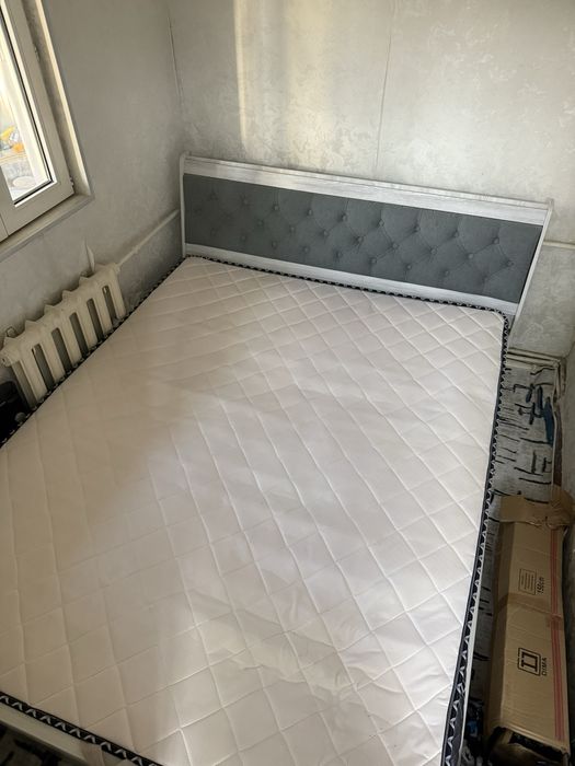 Spalniy mebel sotiladi