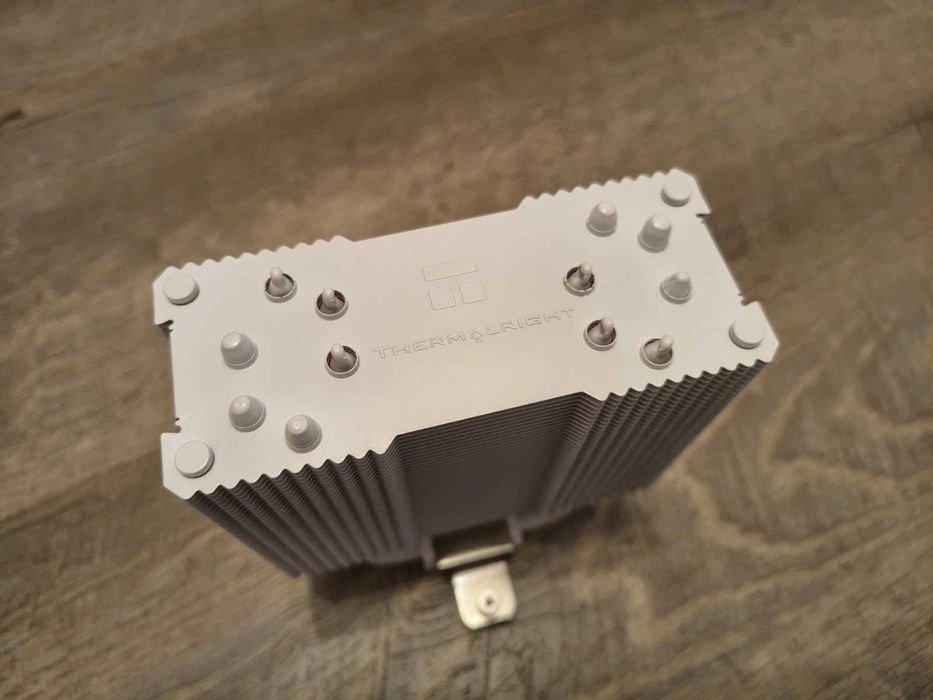 Охлаждане ThermalRight BURST ASSASSIN 120 VISION, 2.4 IPS дисплей