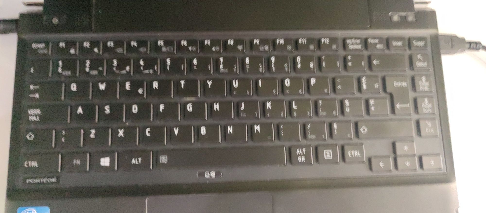 Laptop Toshiba Portege R930