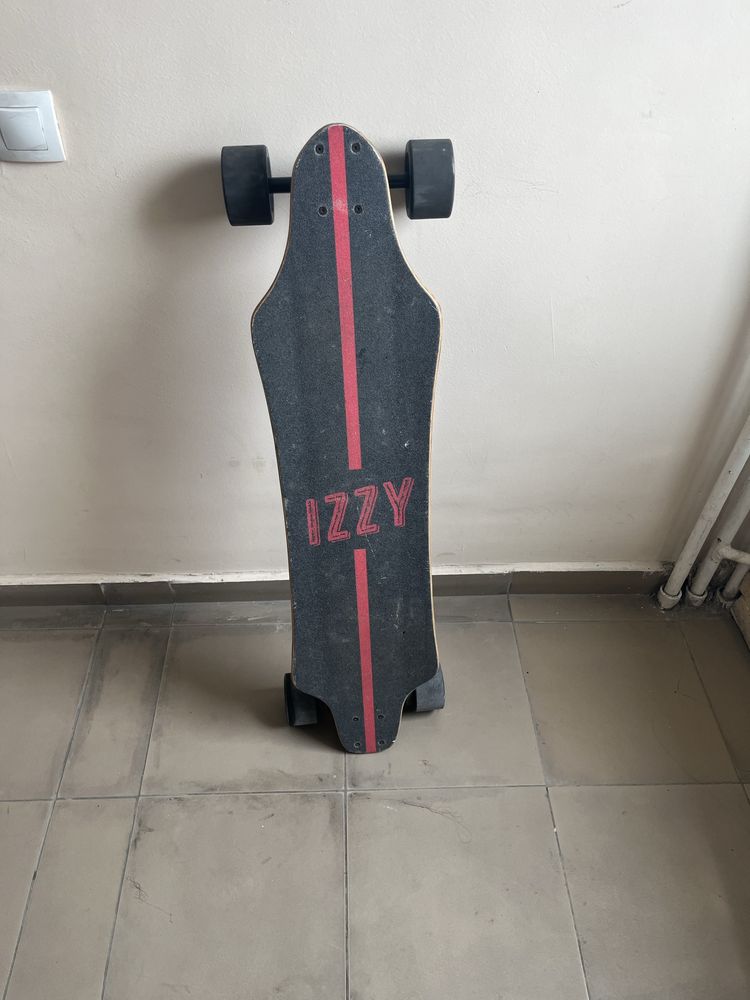 Электроскейт на ремнях IZZY