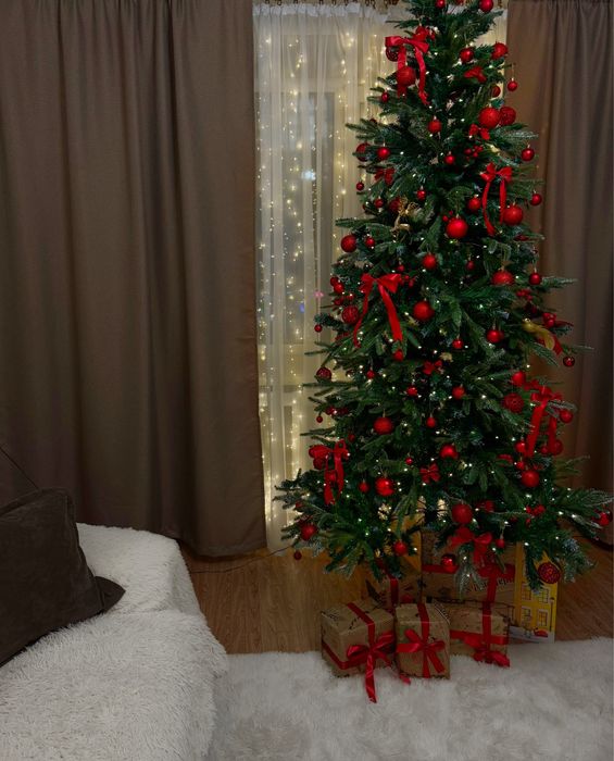 Продам елку 2.40