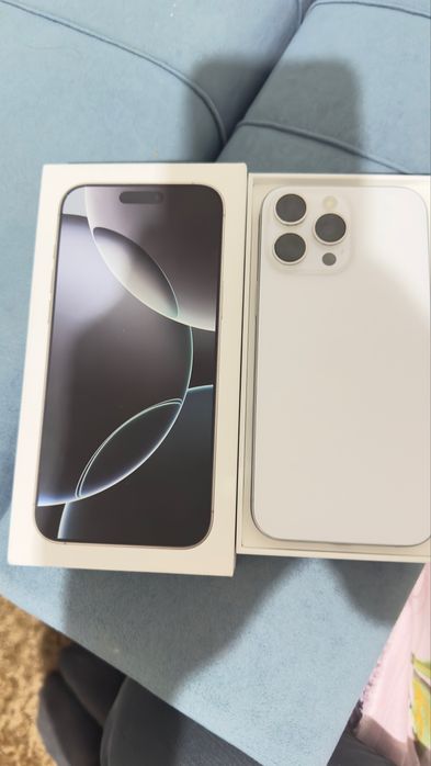 Айфон 16 про макс в отличном состоянии