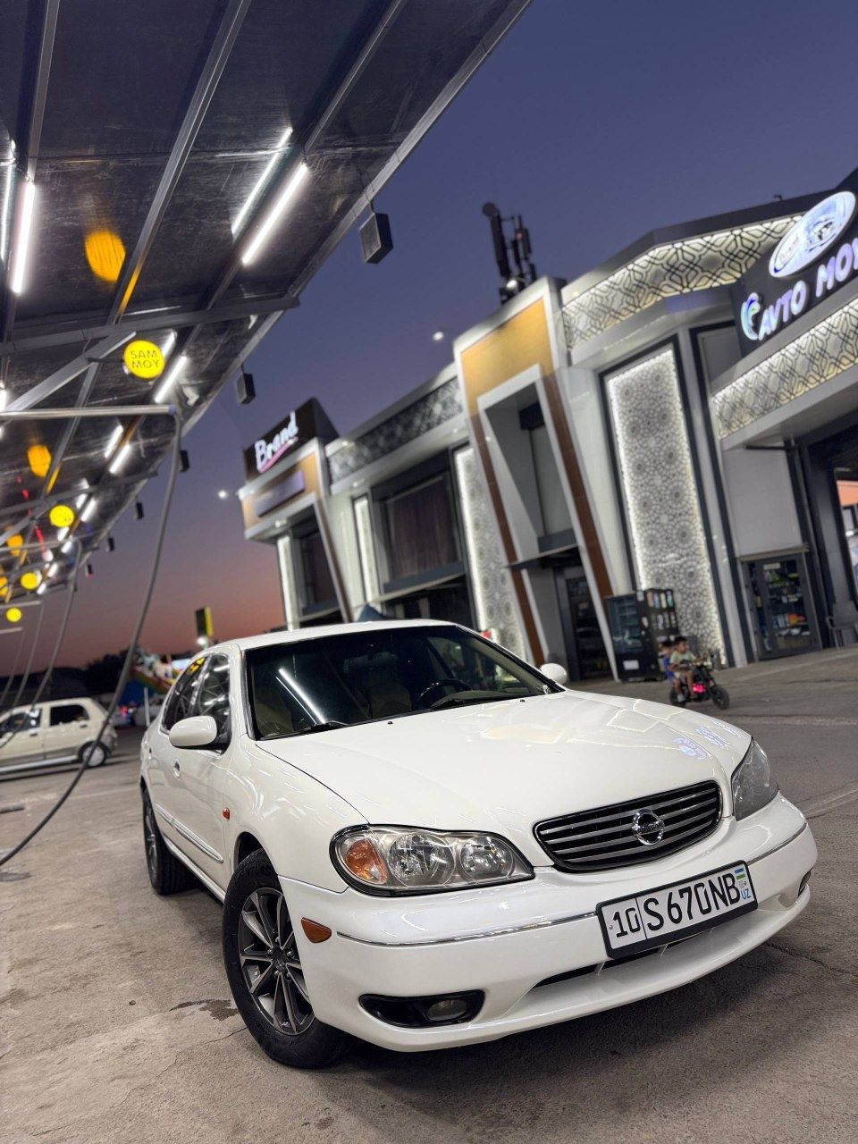 Nissan maxim A33 sotiladi