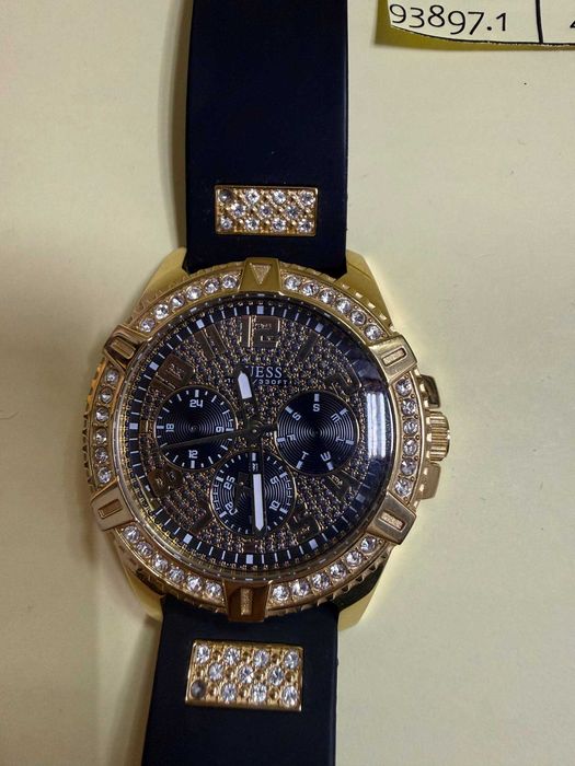 Ceas Guess (m3) staramanet