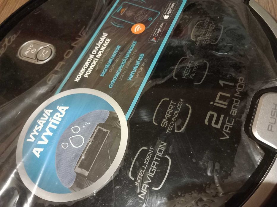 Робот за почистване на под (В отлично състояние не е използван)