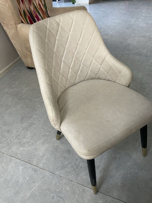 Комплект устар курси сотилади холати яхши 6 одамлик