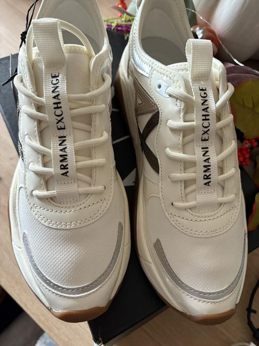 Армани оригинални