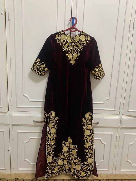 Ансамбль и Зар халат в хорошем состоянии и качество как новое